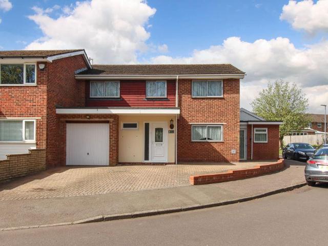 House for sale in Maylands, Pouchen End