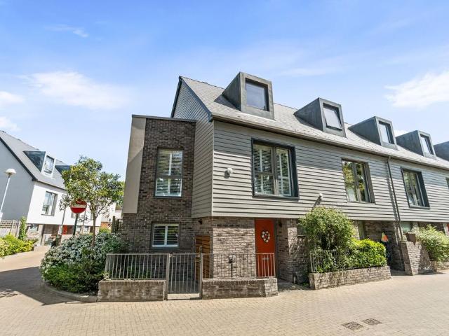 House for sale in Hackbridge, Isle Of Man