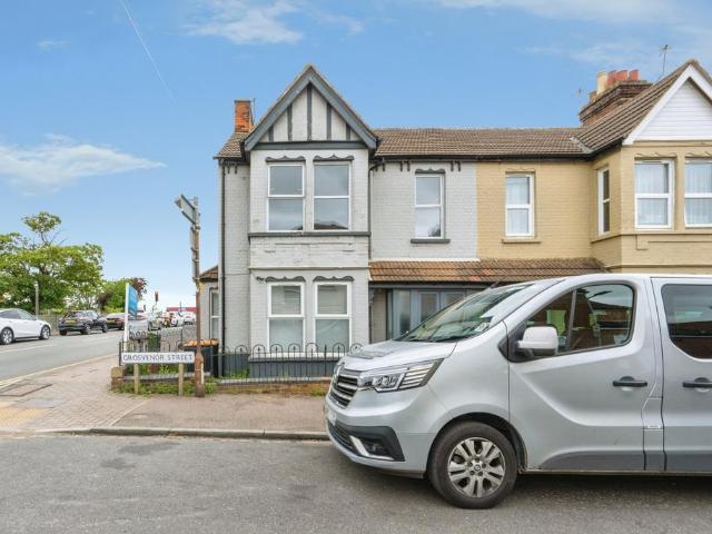 House for sale in Cauldwell, Bedford