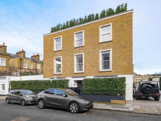 House for sale in Notting Hill, Greater London