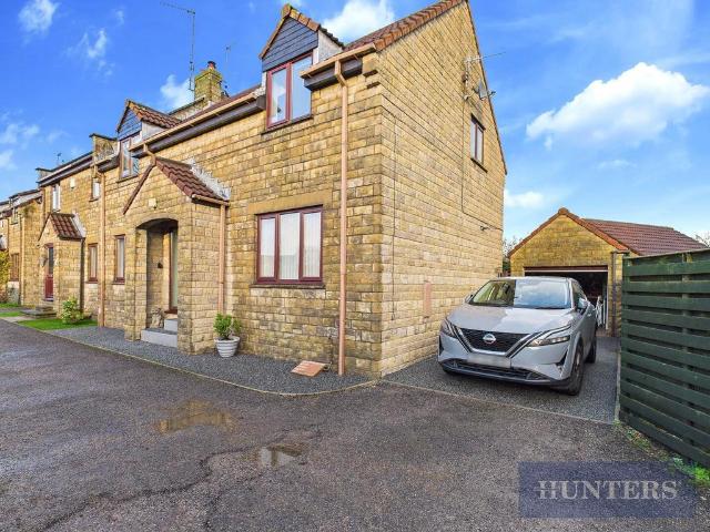 House for sale in Burniston