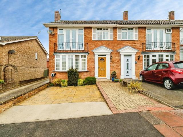 House for sale in Worthing, West Sussex