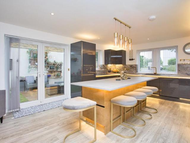 House for sale in Upper Walmer, Ash