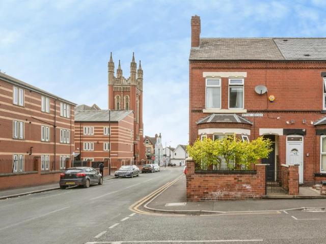 House for sale in Hyde Park, South Yorkshire