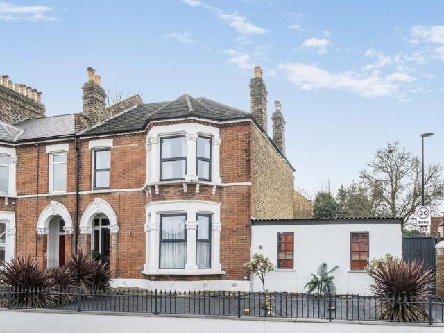 House for sale in London Borough of Lewisham, Greater London