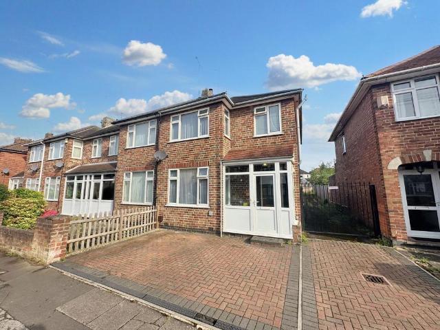 House for sale in Green Lane, Cheylesmore