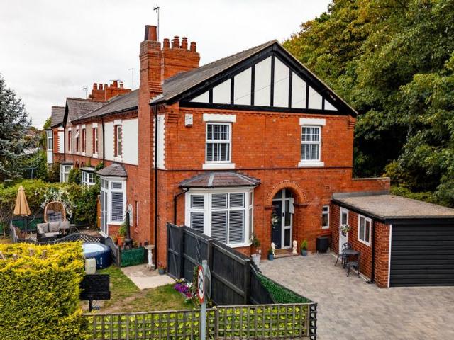 House for sale in Two Mills, Cheshire