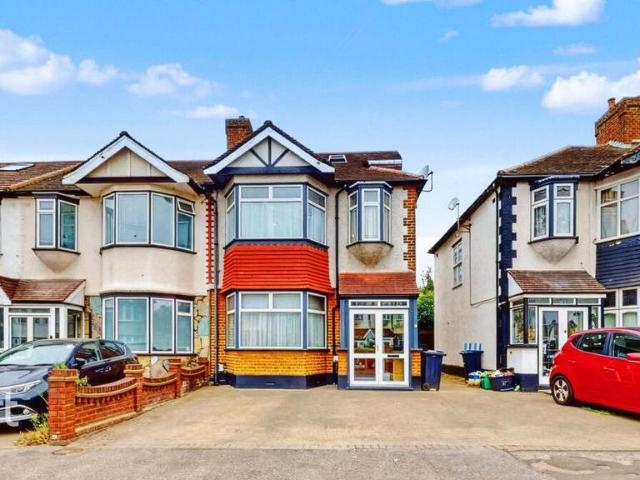 House for sale in Chadwell Heath, Isle Of Man