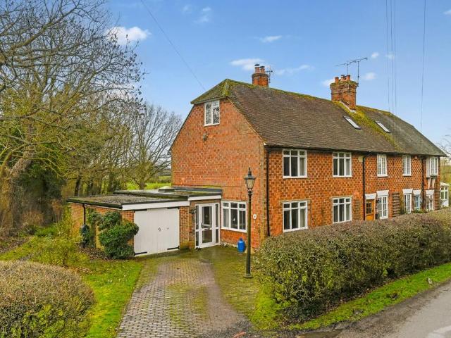 House for sale in Midway, Kent