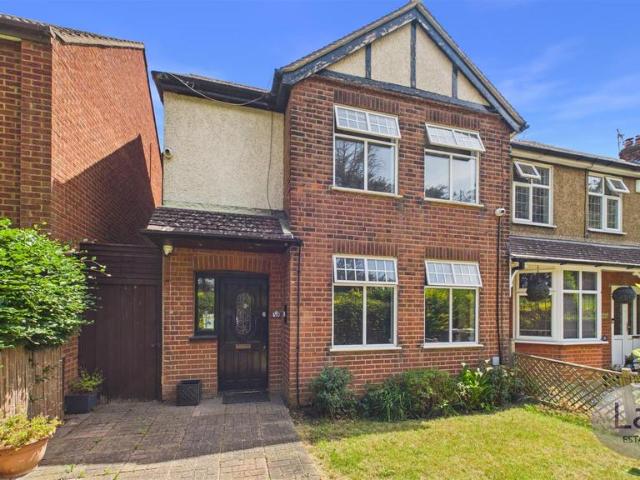 House for sale in Broxbourne, Hertfordshire