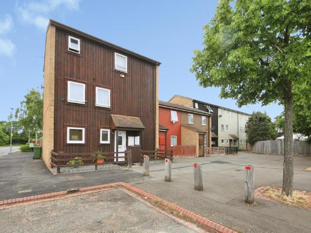 House for sale in Ortongate Centre, Peterborough