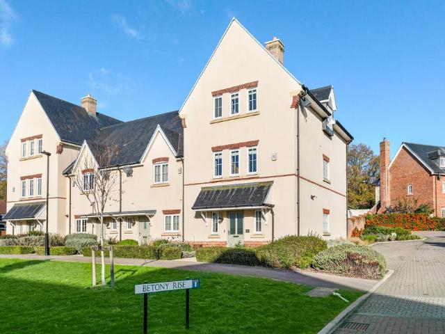 House for sale in Newell Green