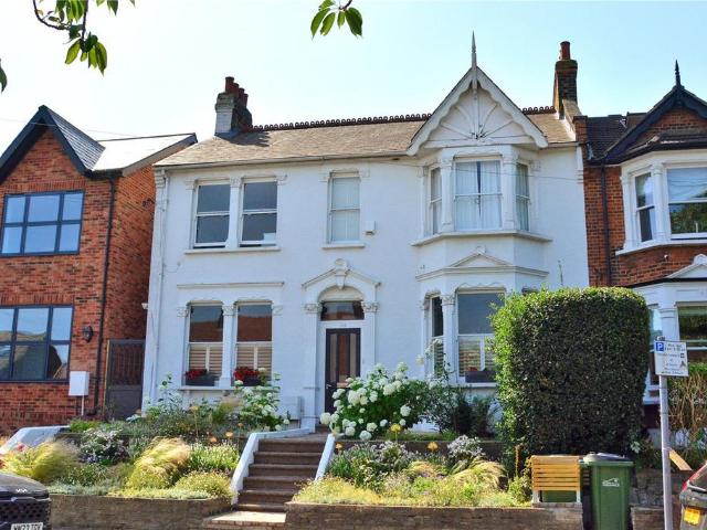 House for sale in East Greenwich, Greater London