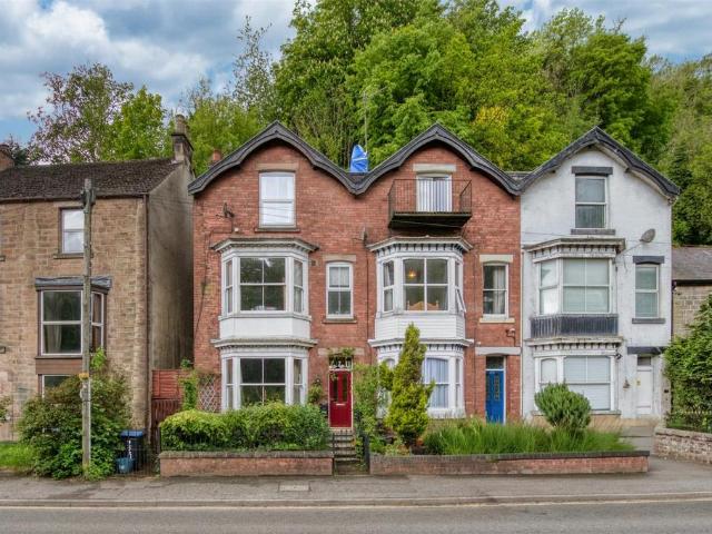 House for sale in Froggatt, East Midlands