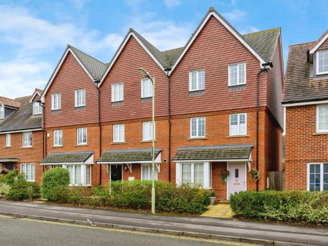 House for sale in Bolton Low Houses, Hampshire