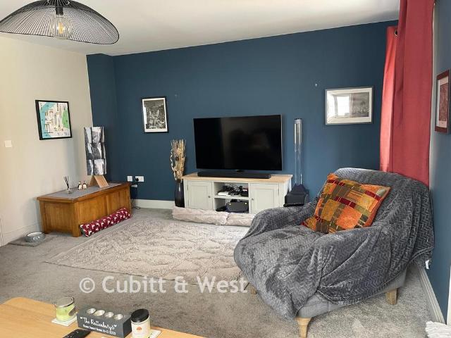 House for sale in Marehill, Horsham