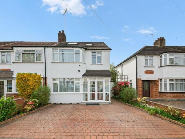 House for sale in London Borough of Ealing, Greater London