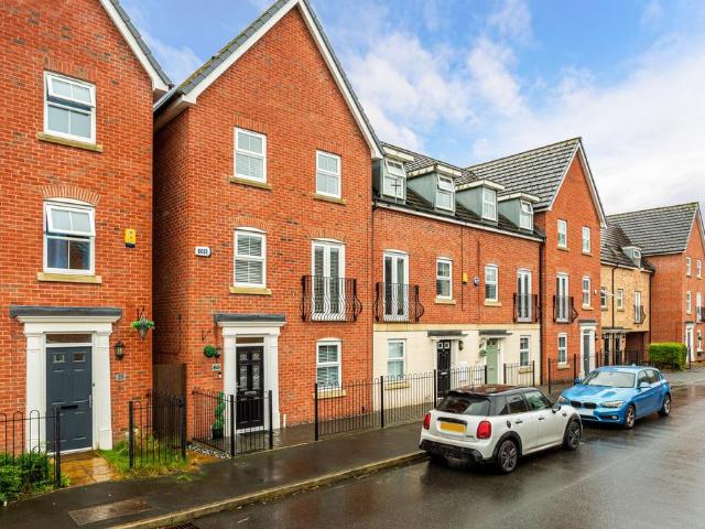 House for sale in Upton Rocks, Widnes