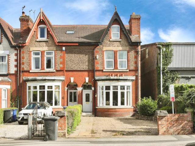 House for sale in Balby, South Yorkshire