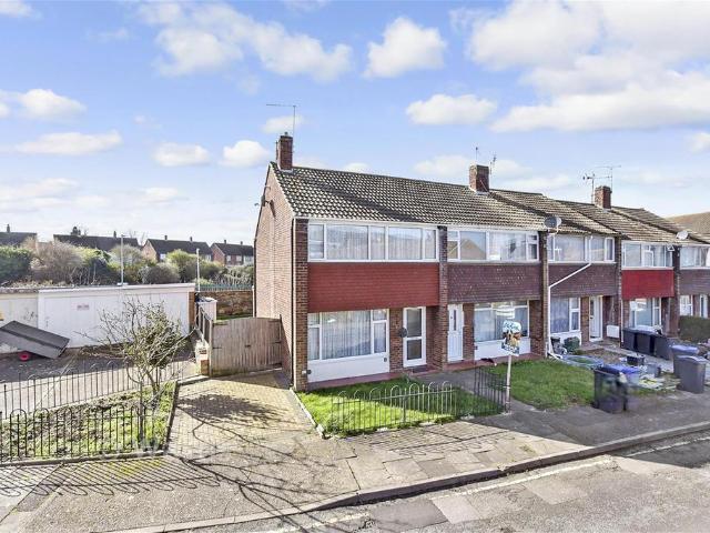 House for sale in St. Mildred's, The Bridge