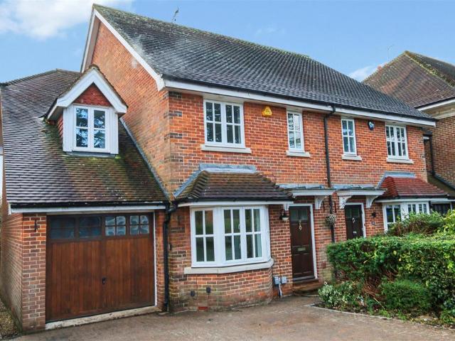 House for sale in Shenley, Hertfordshire