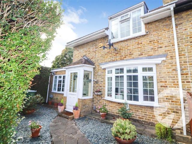 House for sale in London Borough of Bexley, Greater London
