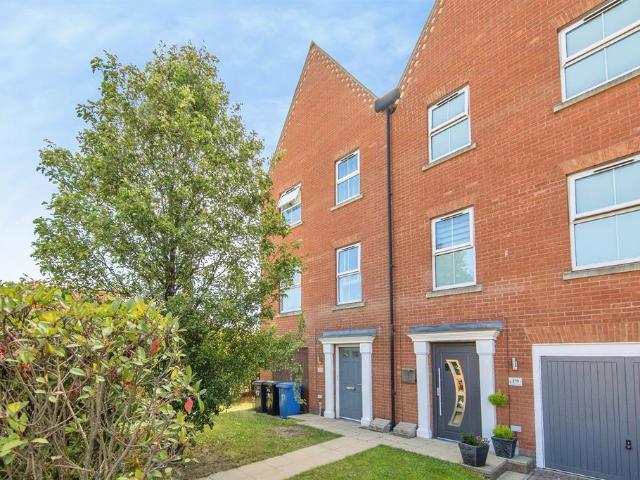 House for sale in Key Street, Suffolk