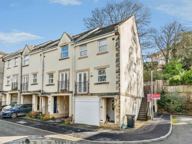 House for sale in Feckenham, City Of Bristol