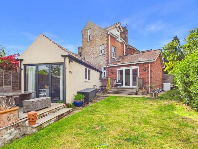 House for sale in Eastbridge, Suffolk
