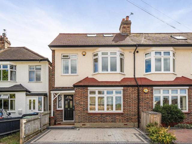 House for sale in Carterhatch, Greater London