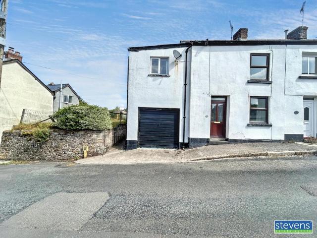 House for sale in Weir Quay, Devon