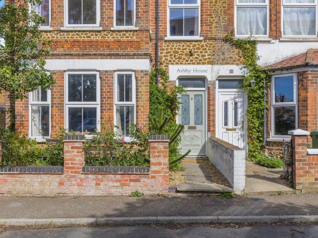 House for sale in Hunstanton, Brookville