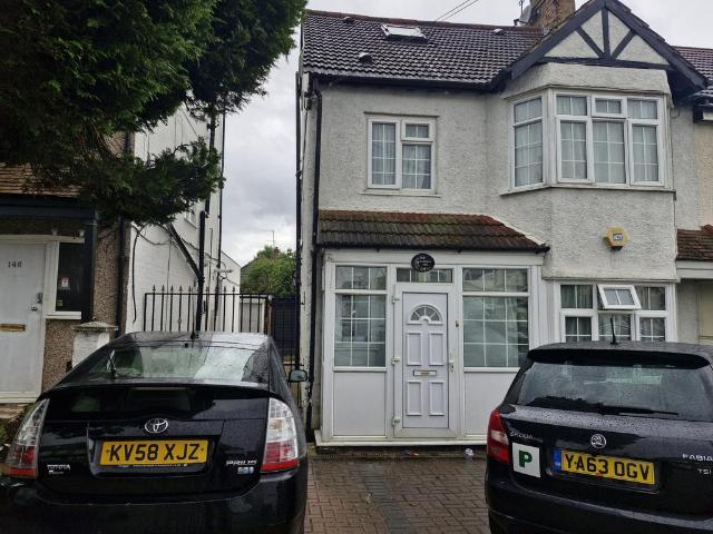 House for sale in Dollis Hill, Greater London