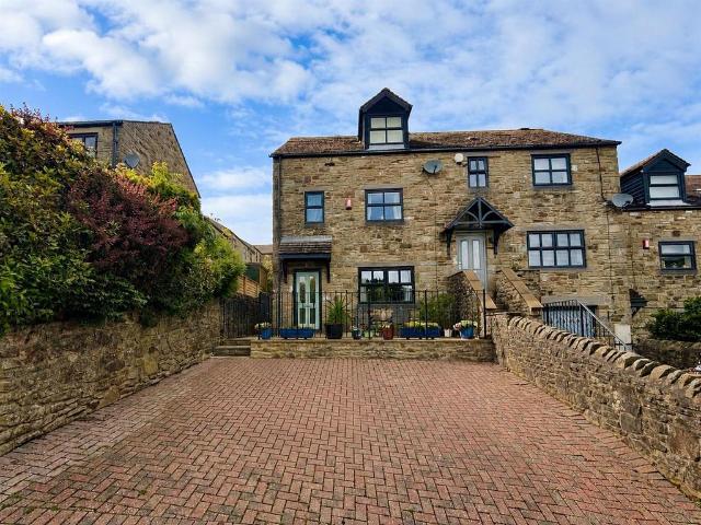 House for sale in Oxenhope, West Yorkshire