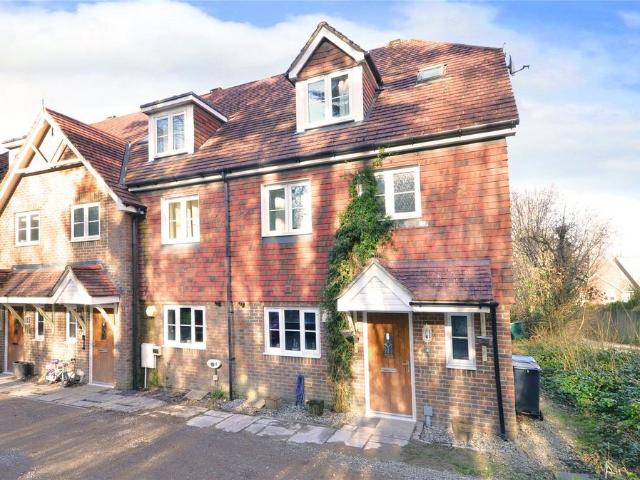 House for sale in Perryfields, West Sussex