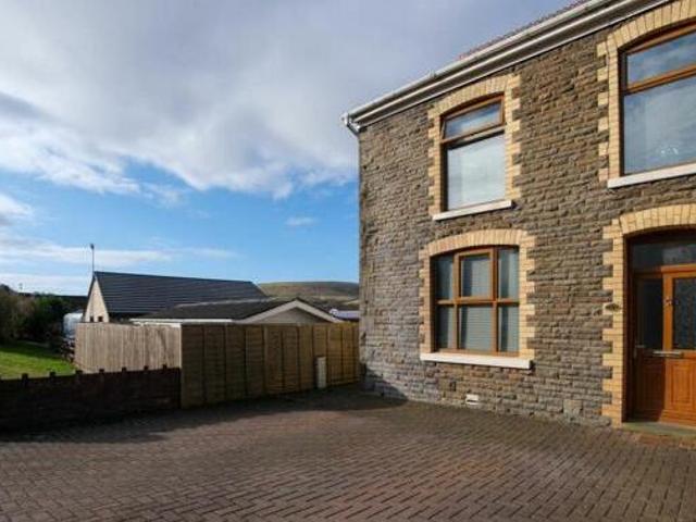 House for sale in Ammanford, Wales
