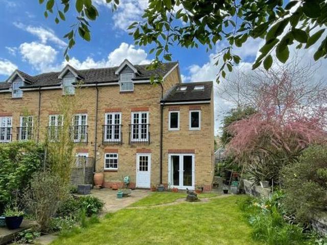House for sale in Arlesey, Bedfordshire
