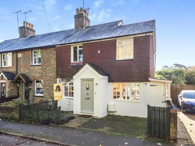 House for sale in Ascot