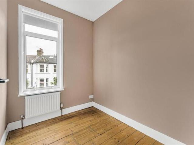 Cottage for sale in Walthamstow, Greater London