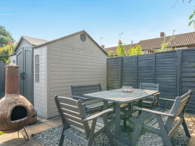 Cottage for sale in Slough