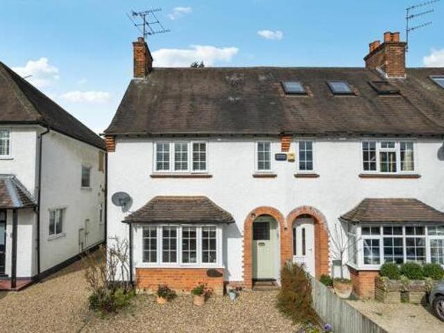 House for sale in Holtspur, Knotty Green