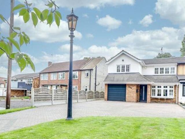 House for sale in Great Burstead, Billericay