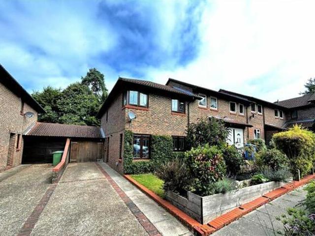 House for sale in Bracknell