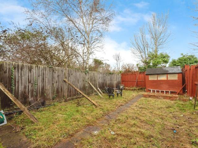 Cottage for sale in Cat Hill