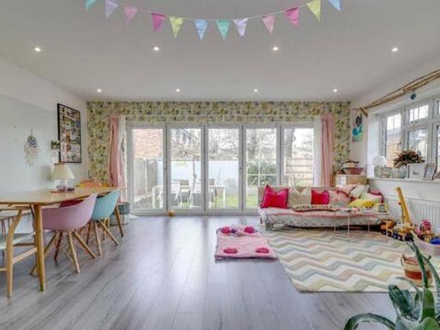 House for sale in Ingrave, Brentwood