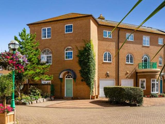House for sale in East Sussex