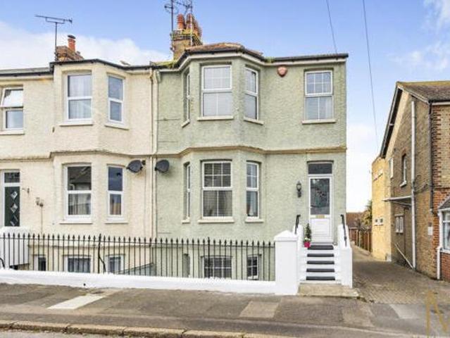 House for sale in Acol, Kent