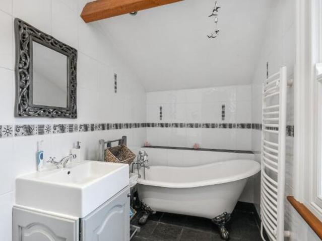 Cottage for sale