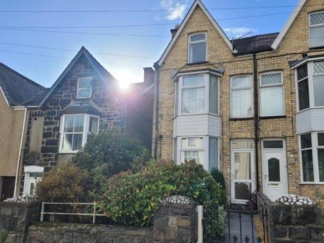 House for sale in Caernarfon