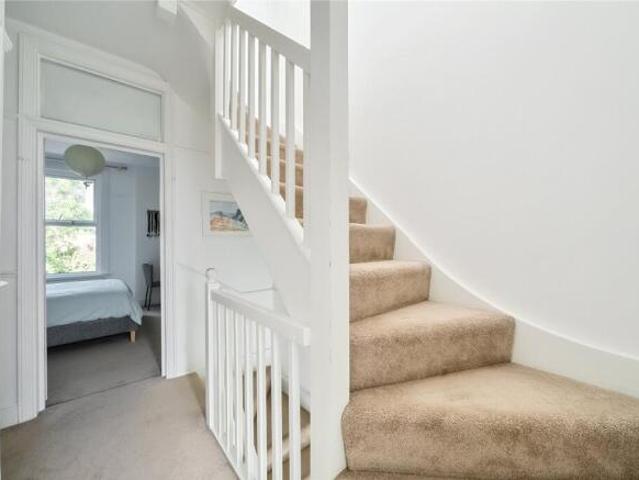 Cottage for sale in Cat Hill